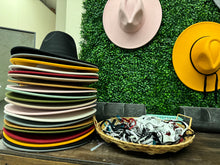 12/7/25 -2pm- DIY Hat Bar