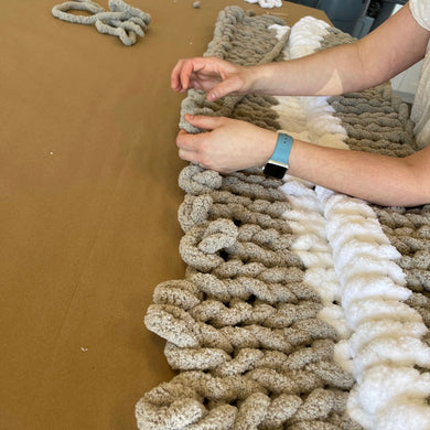 Cozy Knit Blanket Workshop - 9/14/25 12pm