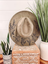 10/5/25 -2pm- DIY Hat Bar